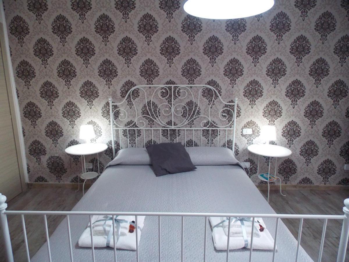 Il Vicoletto Bed and Breakfast Frascineto Exteriör bild