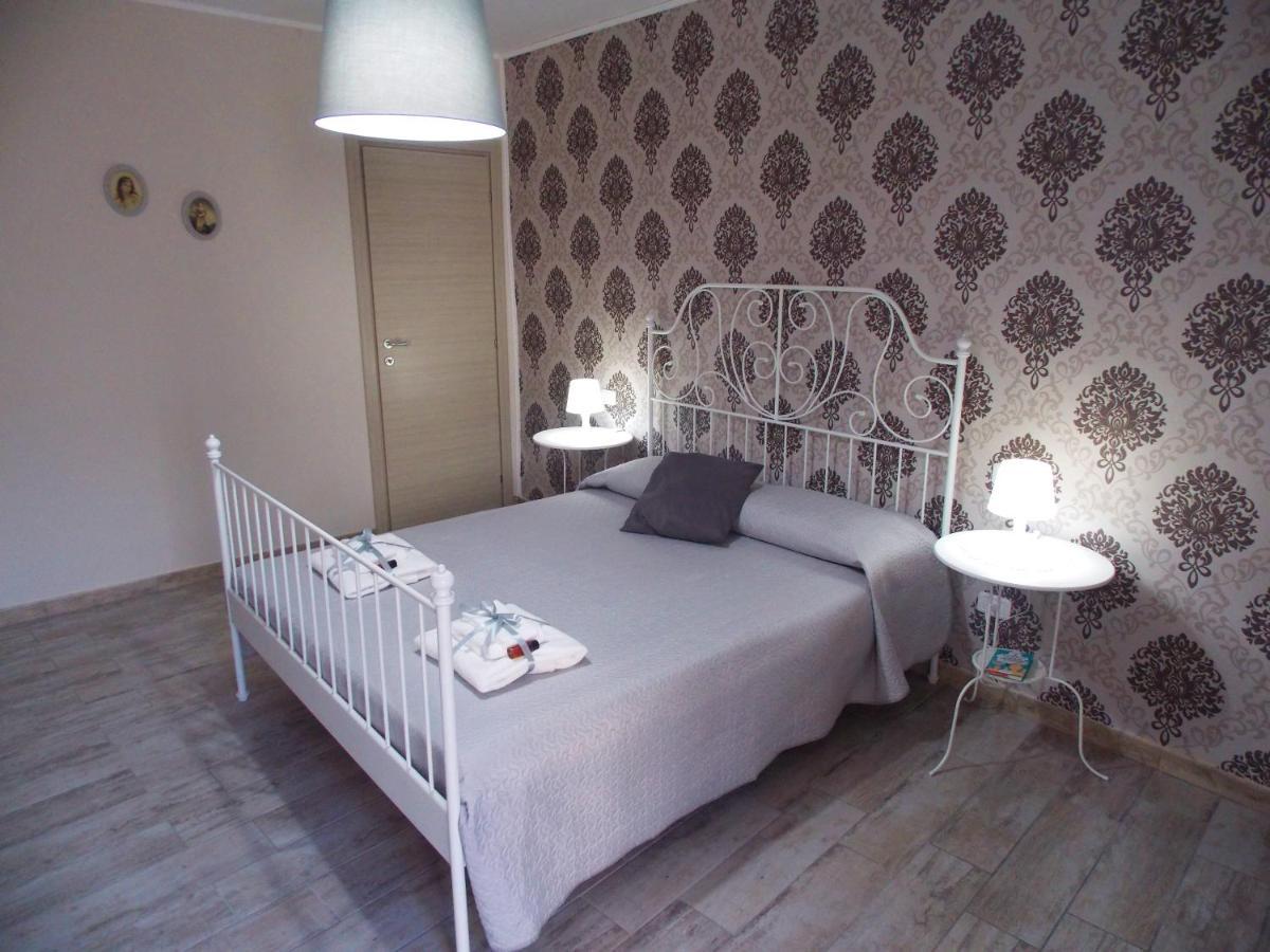 Il Vicoletto Bed and Breakfast Frascineto Exteriör bild